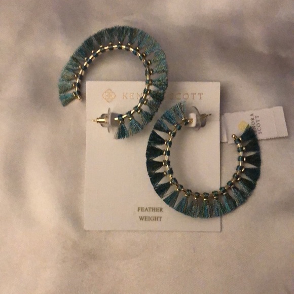 Kendra Scott Evie Gold Tone Hoop Earrings Turquoise Tassels NEW - Picture 9 of 12